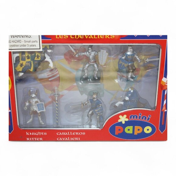 Mini Papo Les Chevaliers Knights Action Figures In Tin Carrying Case - Picture 6 of 6